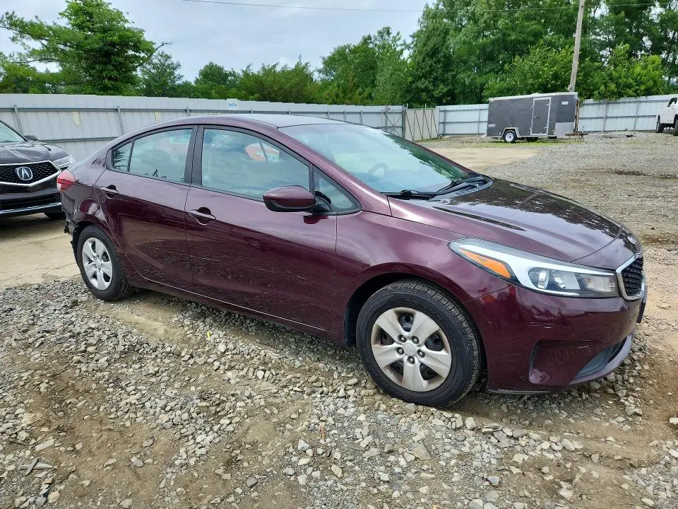 2018 KIA FORTE LX  