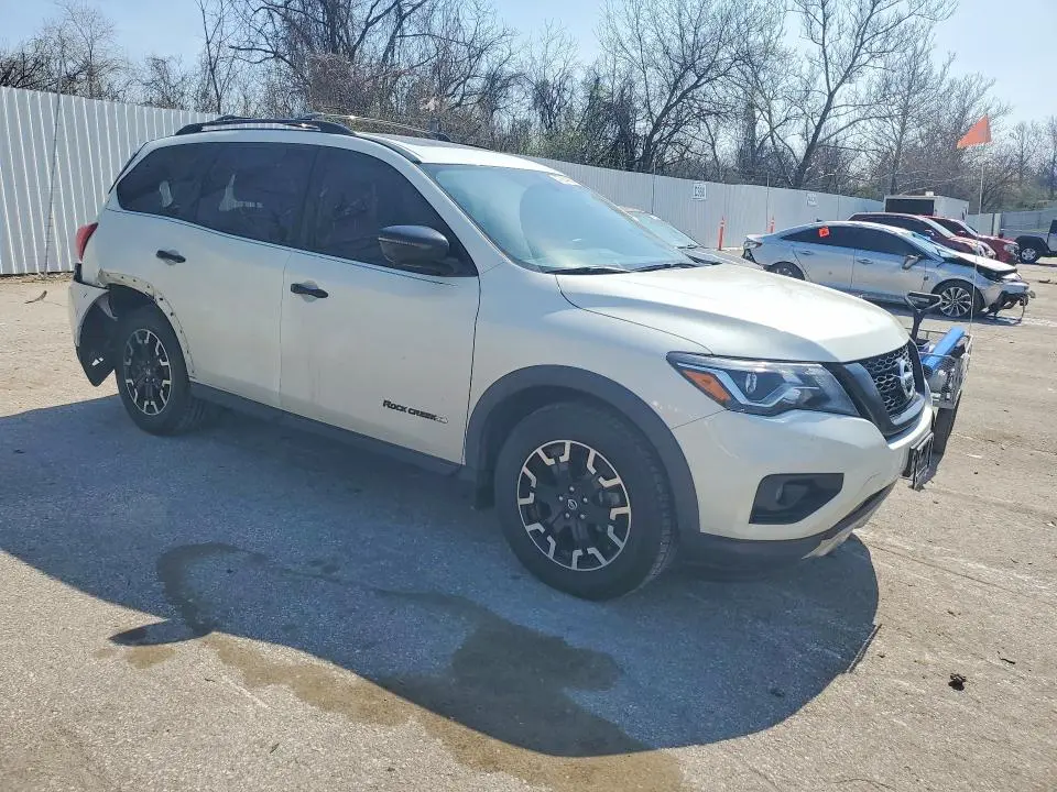 2020 NISSAN PATHFINDER SL  