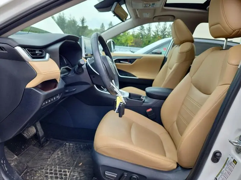 2019 TOYOTA RAV4 LIMITED  