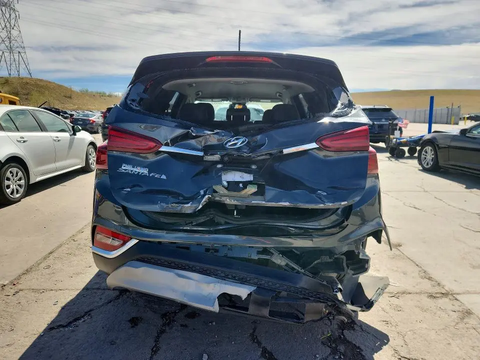 2020 HYUNDAI SANTA FE SE  