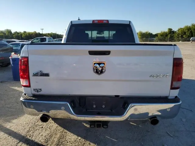 2016 RAM 1500 SLT