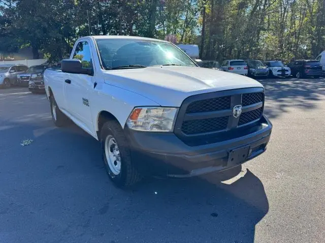 2016 RAM 1500 ST