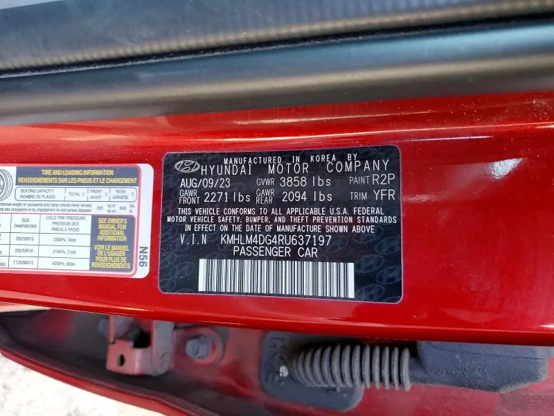 2024 HYUNDAI ELANTRA SEL  