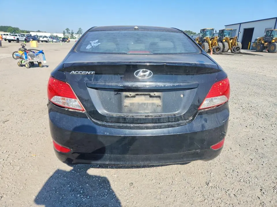 2012 HYUNDAI ACCENT GLS  