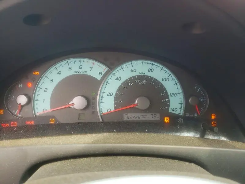 2011 TOYOTA CAMRY SE  