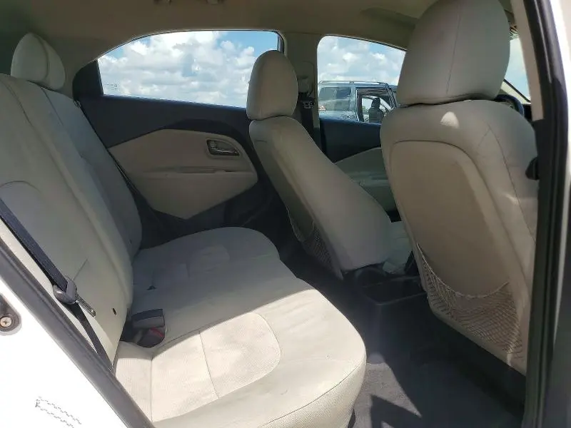 2013 KIA RIO LX  