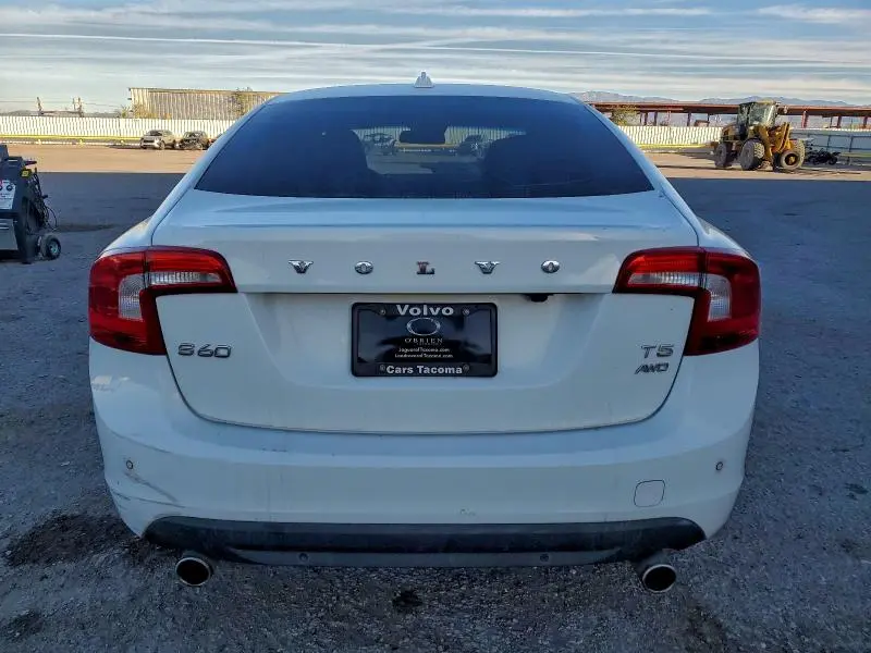 2013 VOLVO S60 T5  