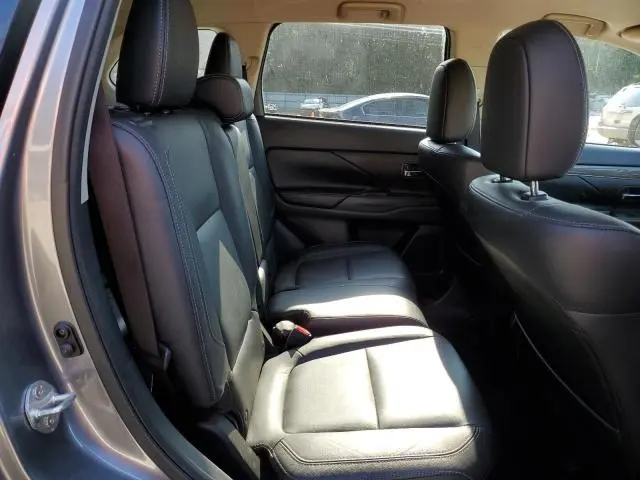 2019 MITSUBISHI OUTLANDER SE  