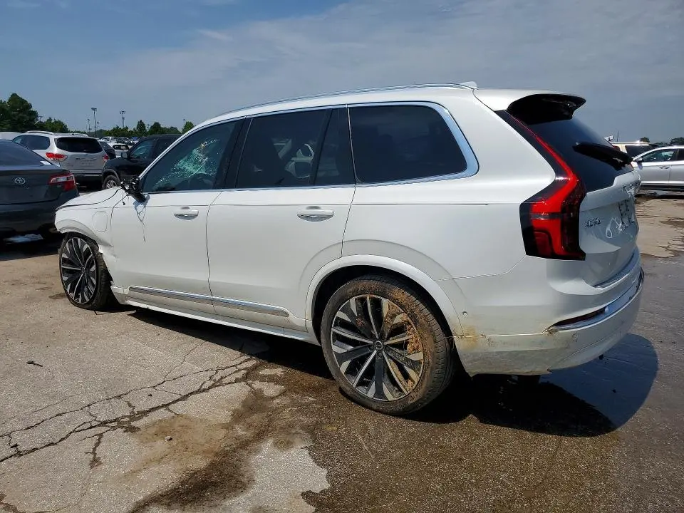 2025 VOLVO XC90 PLUS  