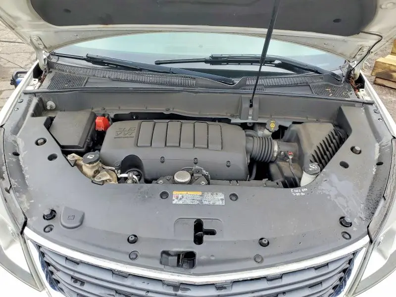2014 CHEVROLET TRAVERSE LS  