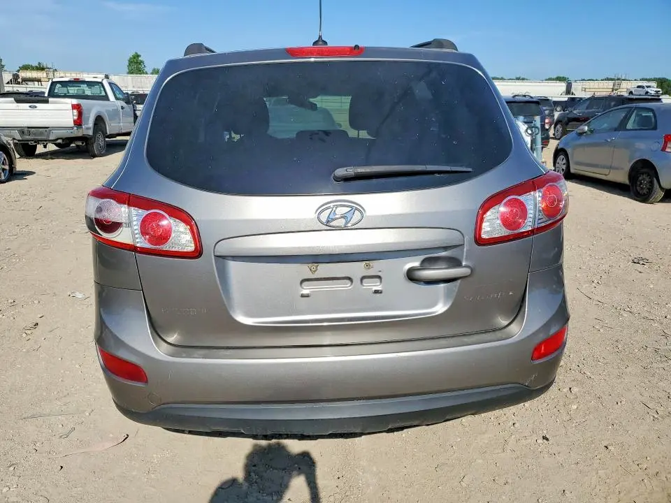 2011 HYUNDAI SANTA FE GLS  