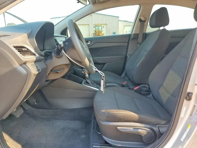 2021 HYUNDAI ACCENT SE  