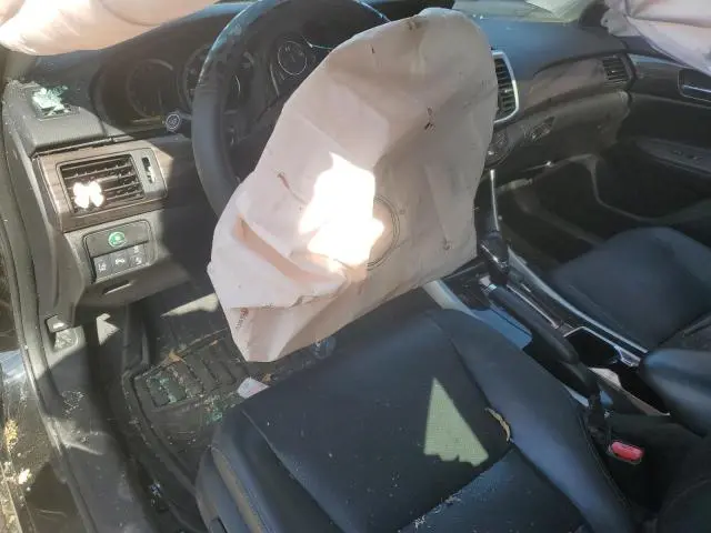 2017 HONDA ACCORD TOURING  