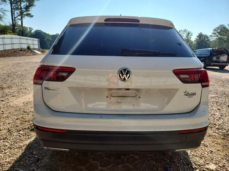 2021 VOLKSWAGEN TIGUAN S  