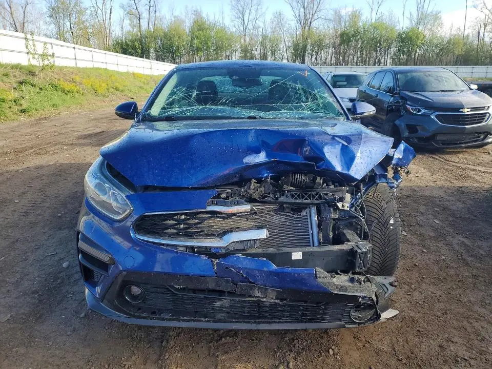2021 KIA FORTE EX  