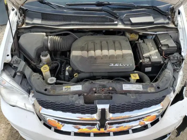 2018 DODGE GRAND CARAVAN SE  