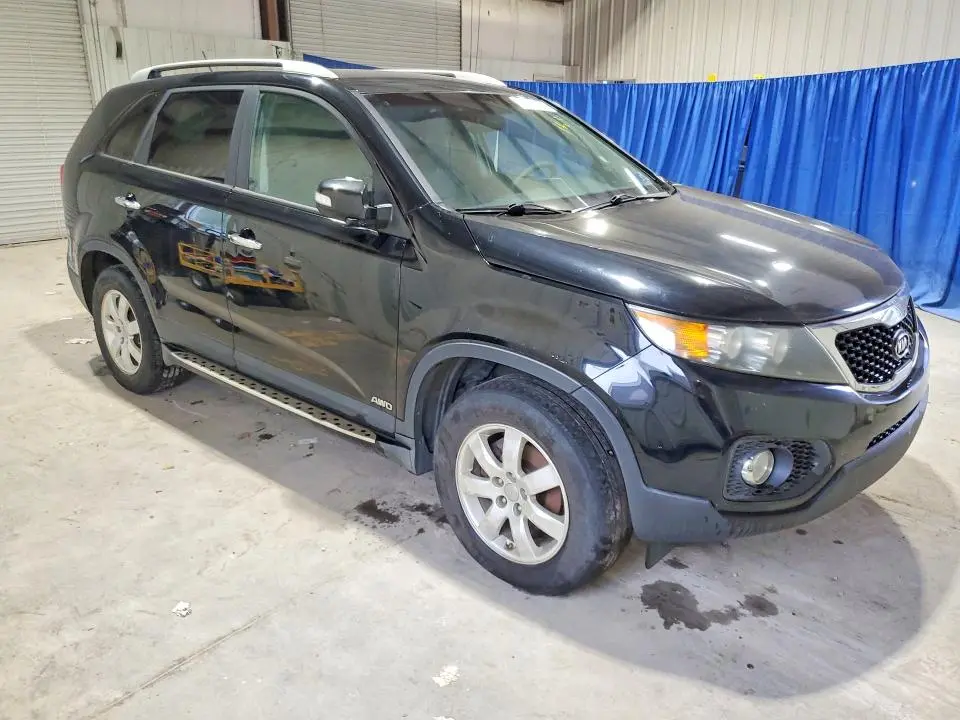 2012 KIA SORENTO LX  
