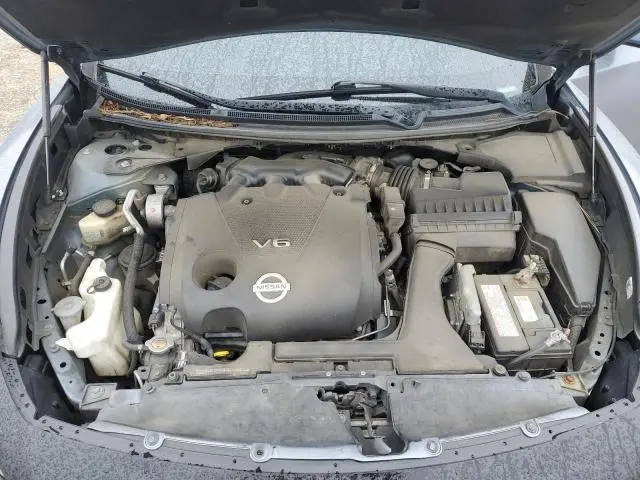 2010 NISSAN MAXIMA S  