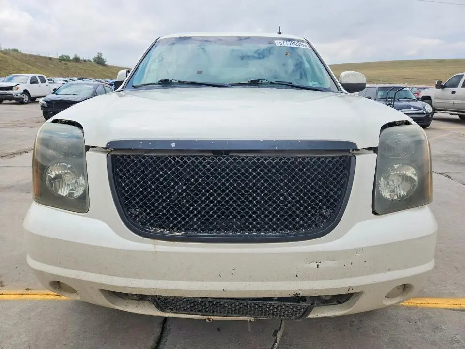 2011 GMC YUKON XL DENALI  