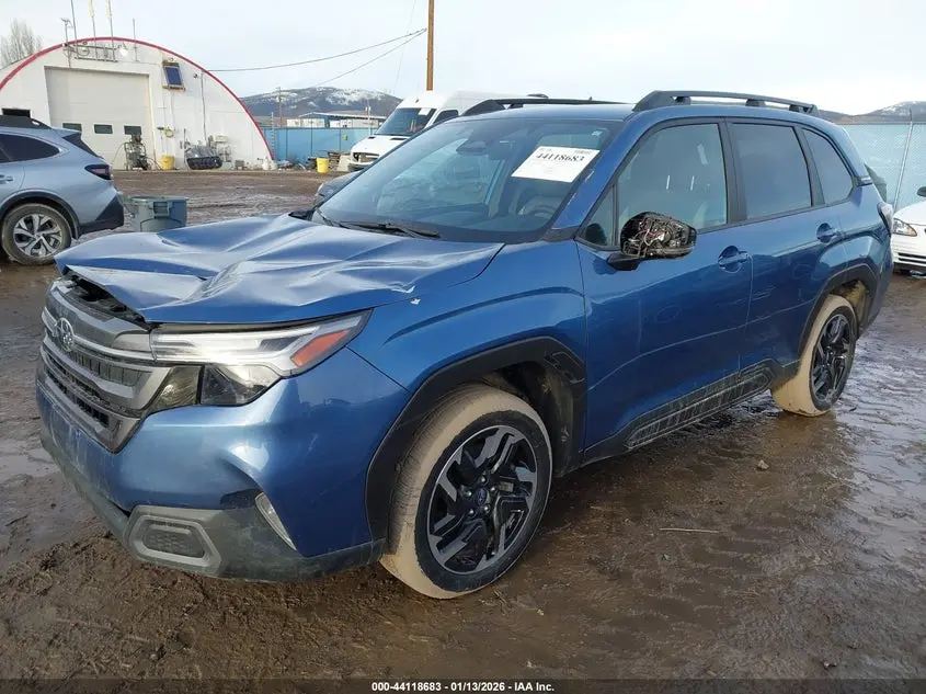 2025 SUBARU FORESTER LIMITED