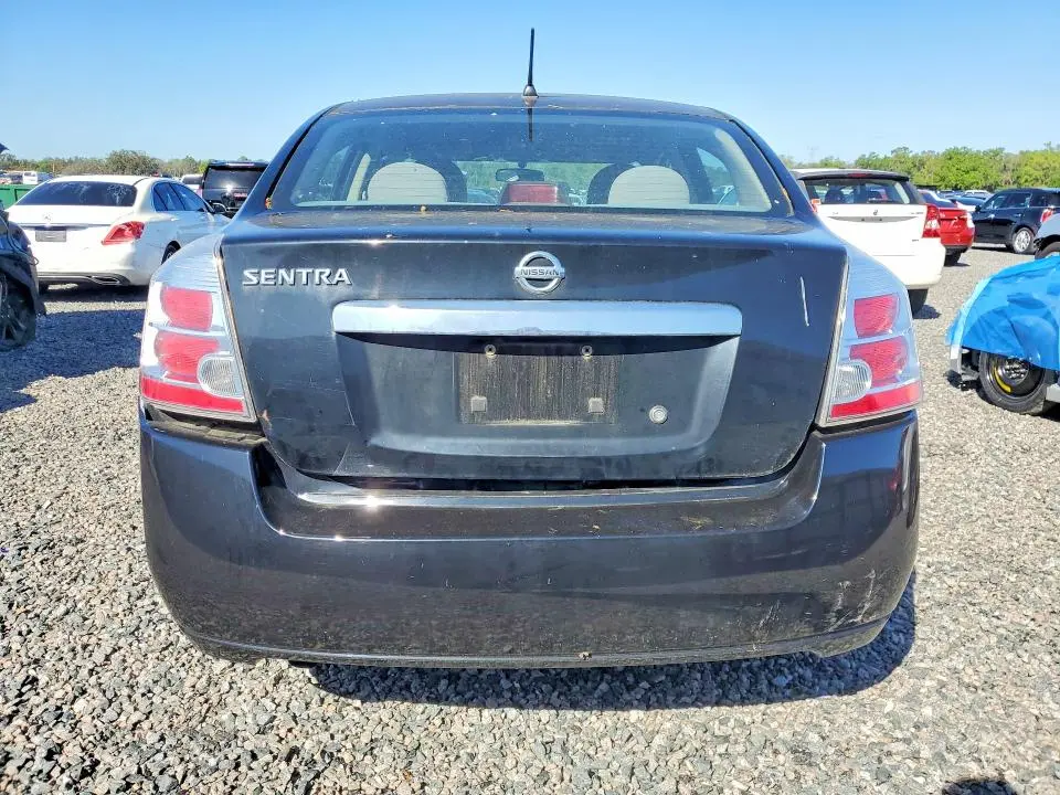 2010 NISSAN SENTRA 2.0  