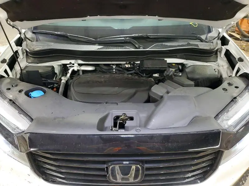 2025 HONDA PASSPORT BLACK EDITION  