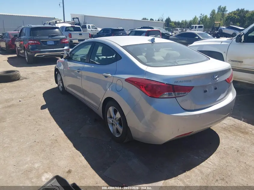 2013 HYUNDAI ELANTRA GLS