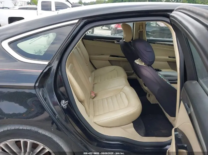 2013 FORD FUSION SE