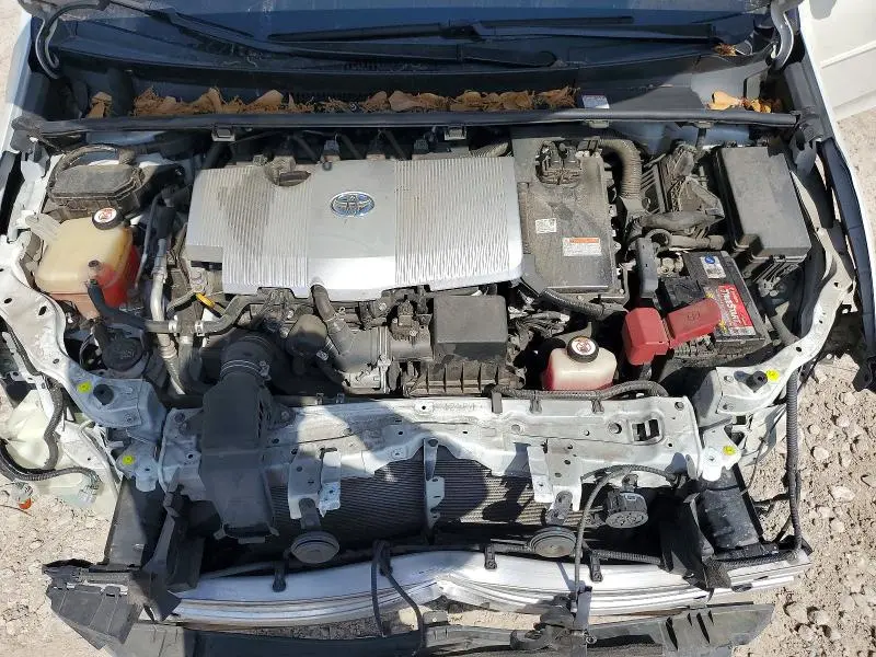 2018 TOYOTA PRIUS THREE  
