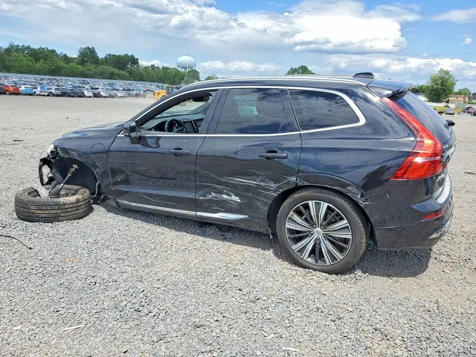 2022 VOLVO XC60 T8 RECHARGE INSCRIPTION  