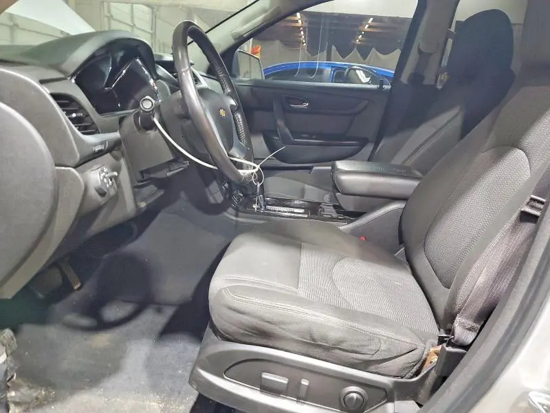 2015 CHEVROLET TRAVERSE LT  