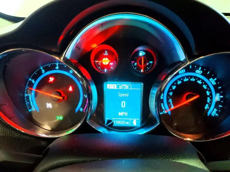 2015 CHEVROLET CRUZE LT  