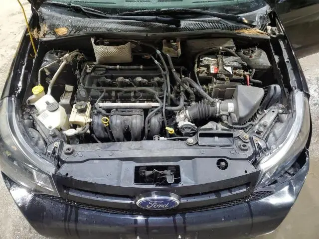 2010 FORD FOCUS SE  