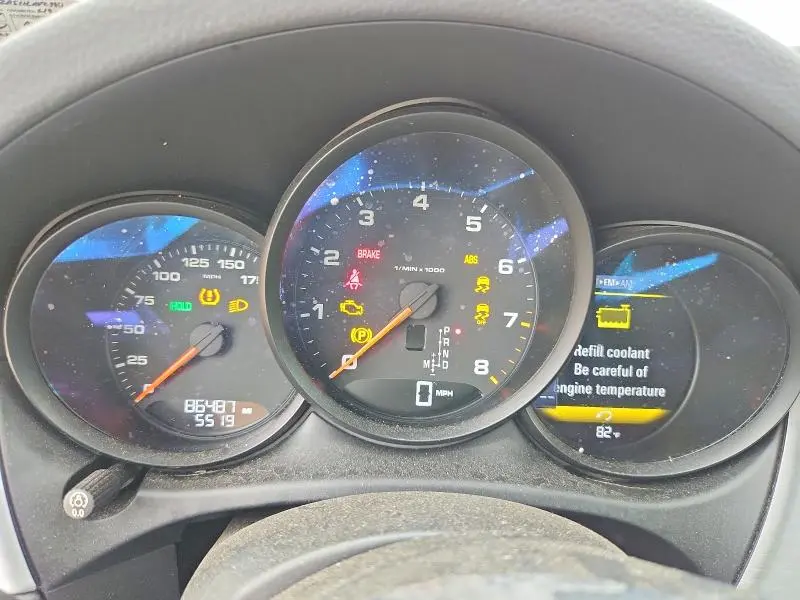 2018 PORSCHE MACAN   