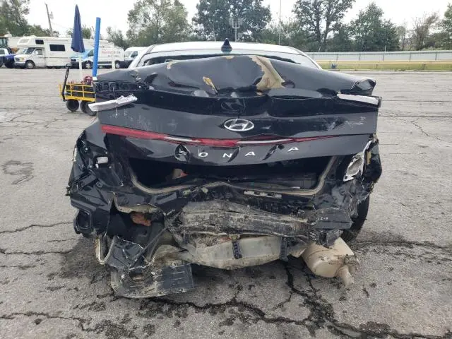 2022 HYUNDAI SONATA SE  