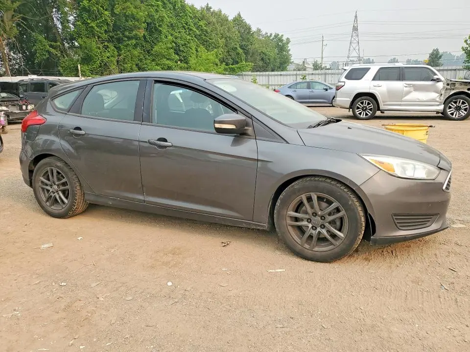 2017 FORD FOCUS SE  