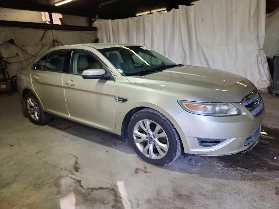 2011 FORD TAURUS SEL  