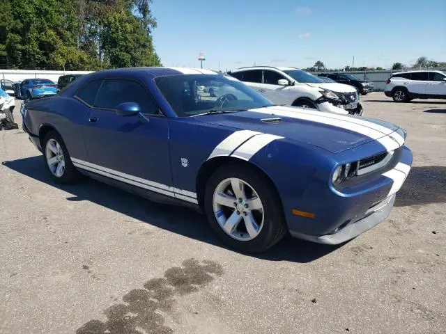 2010 DODGE CHALLENGER SE  