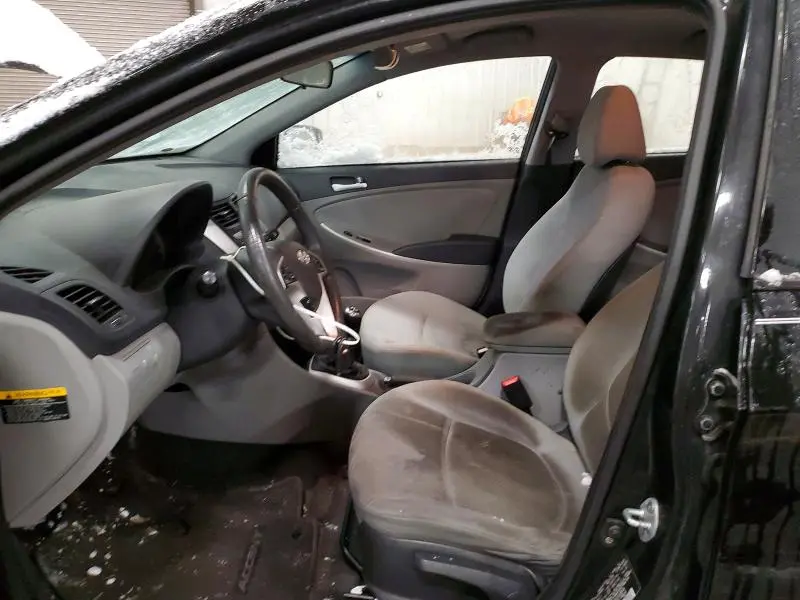 2012 HYUNDAI ACCENT GLS  