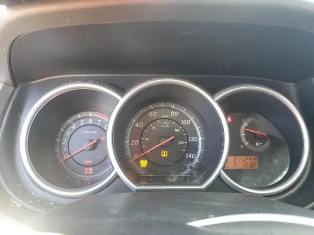 2011 NISSAN VERSA S  