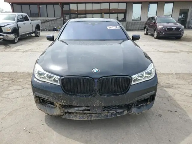 2018 BMW 750 XI  