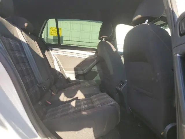 2016 VOLKSWAGEN GTI S/SE  