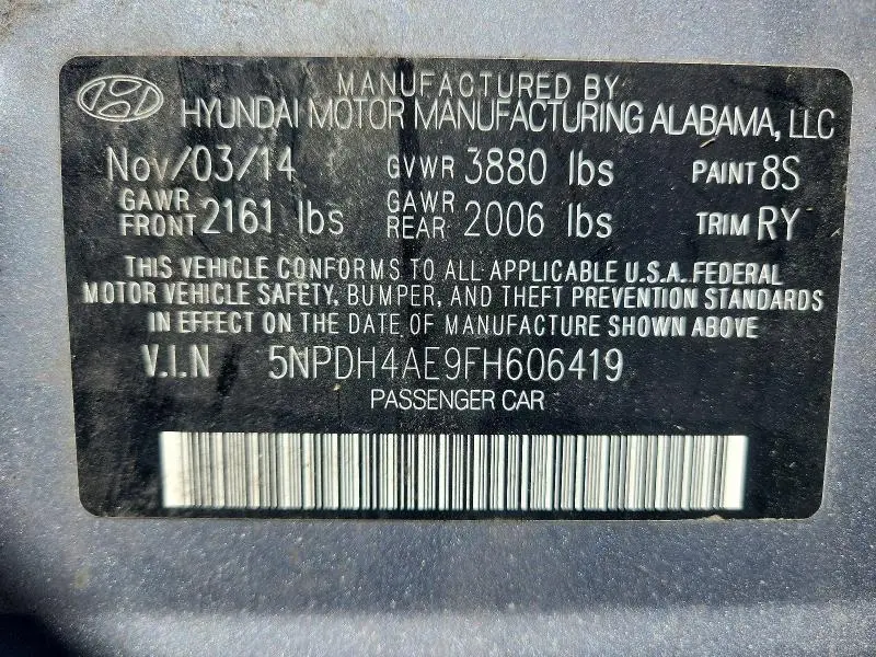 2015 HYUNDAI ELANTRA SE  