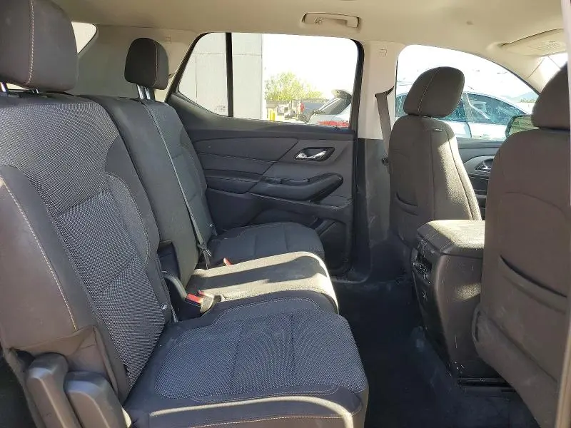 2021 CHEVROLET TRAVERSE LT  