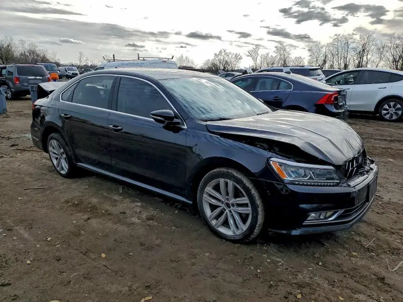 2018 VOLKSWAGEN PASSAT SE  