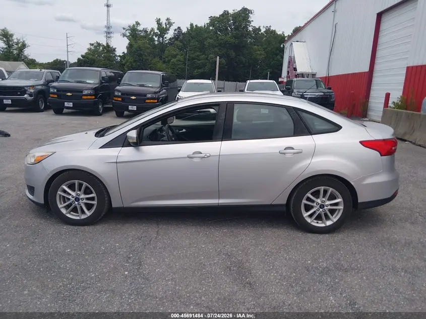 2017 FORD FOCUS SE