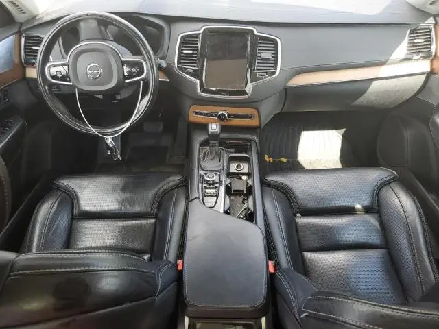 2018 VOLVO XC90 T6  