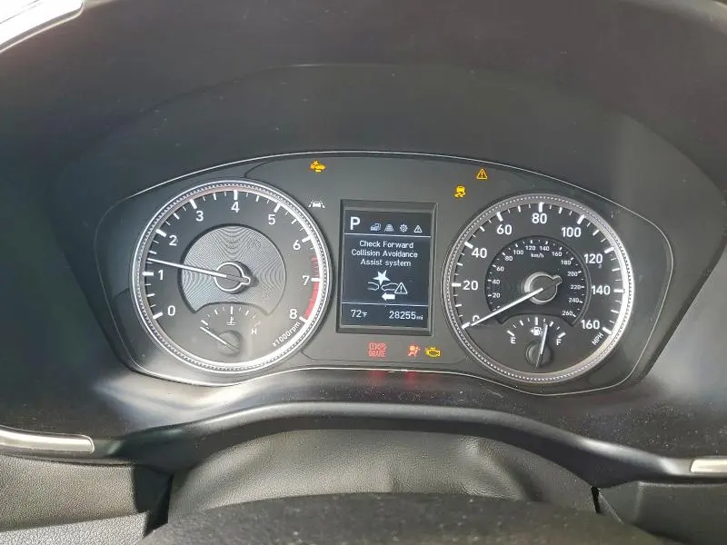 2020 HYUNDAI SANTA FE SE  