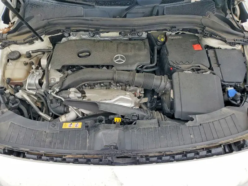 2021 MERCEDES-BENZ GLA 250  