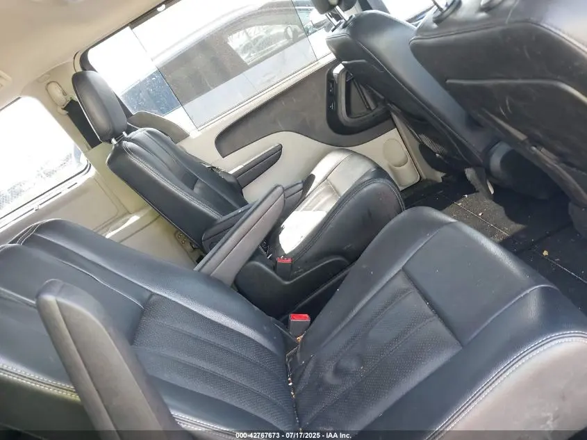 2013 CHRYSLER TOWN & COUNTRY TOURING-L